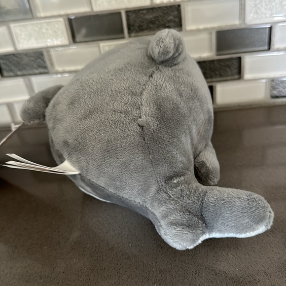 Universal Studios Jaws SHARK Plush Doll Figure / 8โ/ Limited Edition / BRAND NEW - Picture 10 of 14